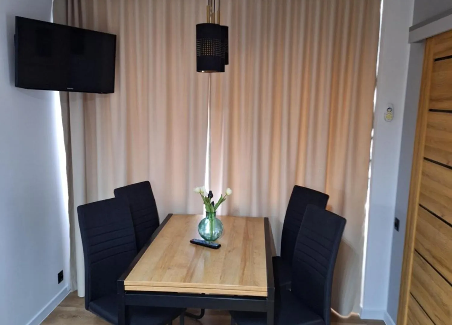Ananasapart 600 Metrow Morze 300 Metrow Starowka Kolobrzeg Poland